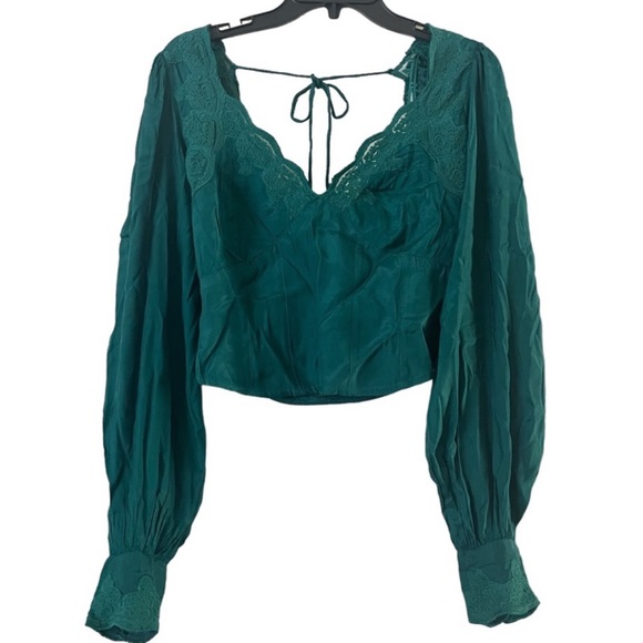 FREE PEOPLE JANELLE LONG SLEEVE SATINY TOP EXTRA SMALL EMERALD GREEN - Picture 3 of 9